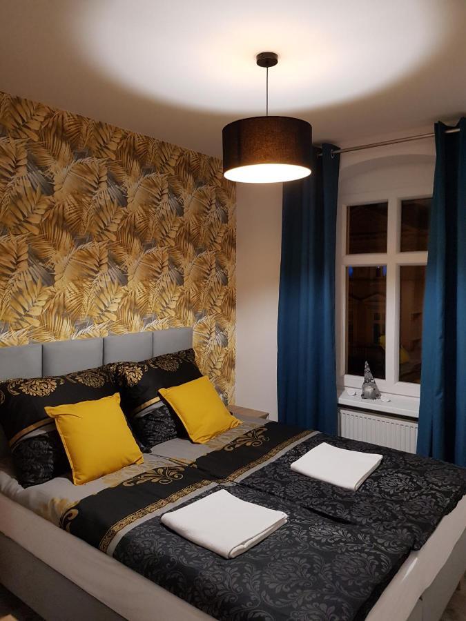 Apartament Przy Placu Piastowskim Jelenia Góra Esterno foto